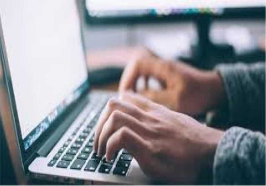 The importance of online dignity. Discover practical steps to protect and enhance your reputation in the digital age.
