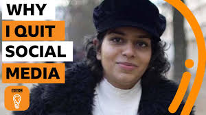 More Than Boundaries: How Fences and Social Media Shape First Impressions